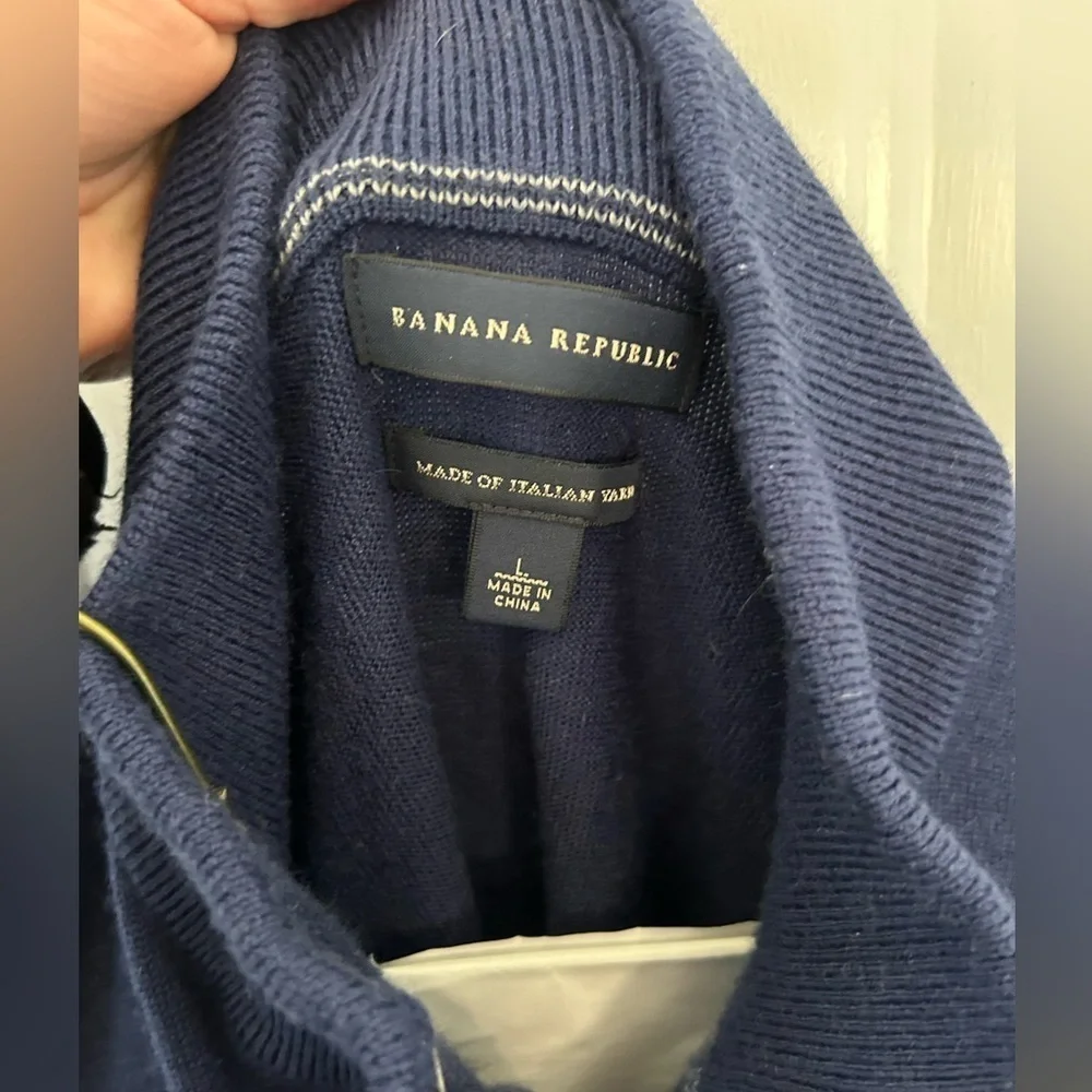 Banana Republic Men's Quarter Zip Sweater Size Large